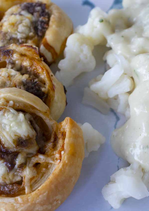 Gehaktkoekjes met bloemkool